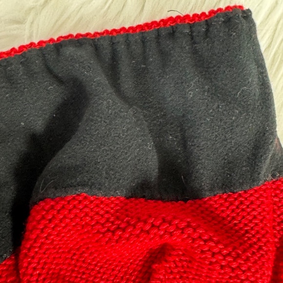 Risbar Red Knit Logo Beanie - Picture 4 of 6